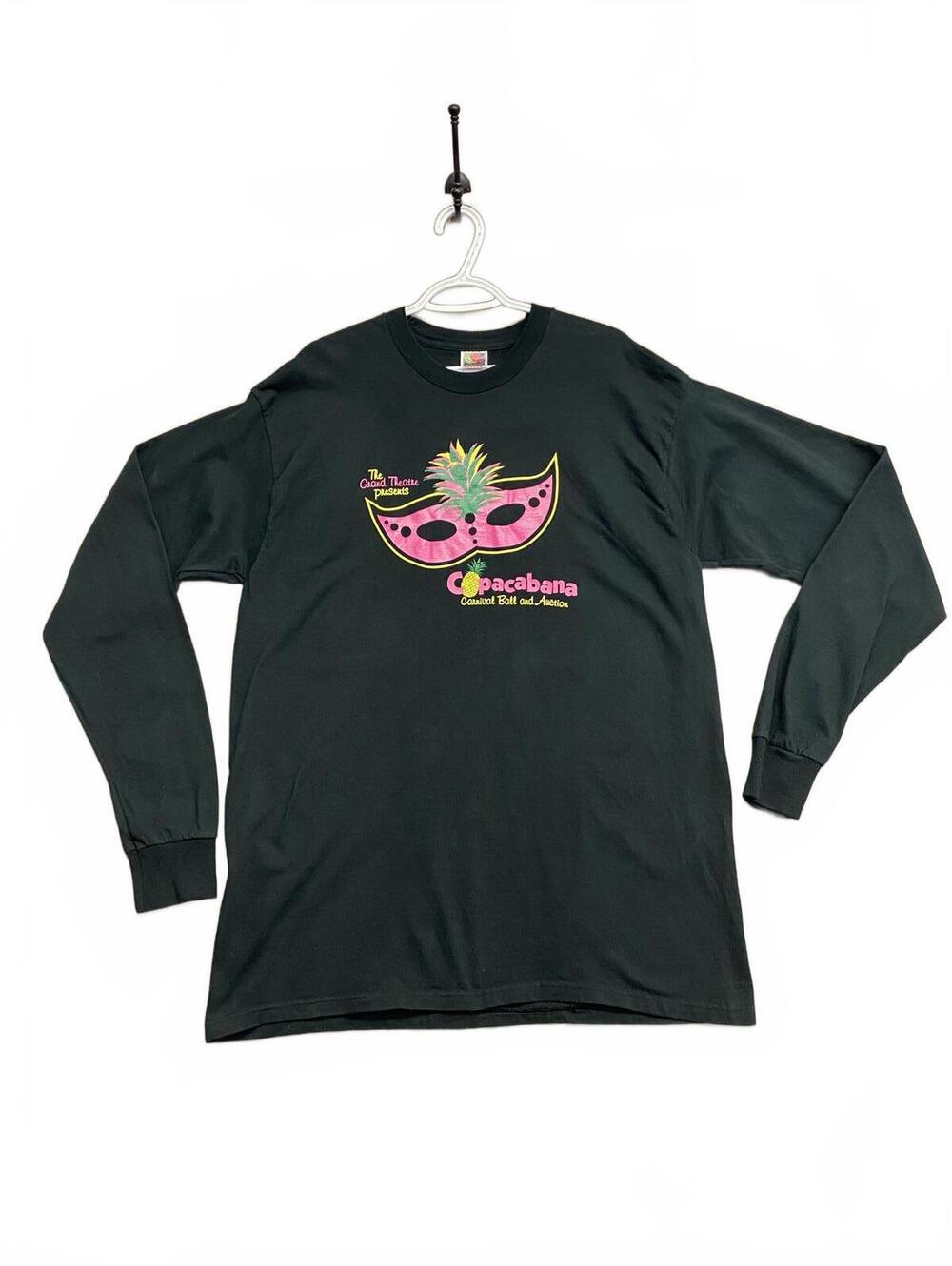 Fruit of the Loom Black Long Sleeve w Copacabana Carnival Mask Print Men Size XL